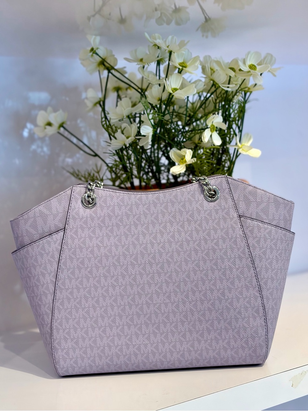 Michael Kors Jet Set Travel LG
Chain Shoulder Tote Bag MK
Lilac - Picture 3 of 11